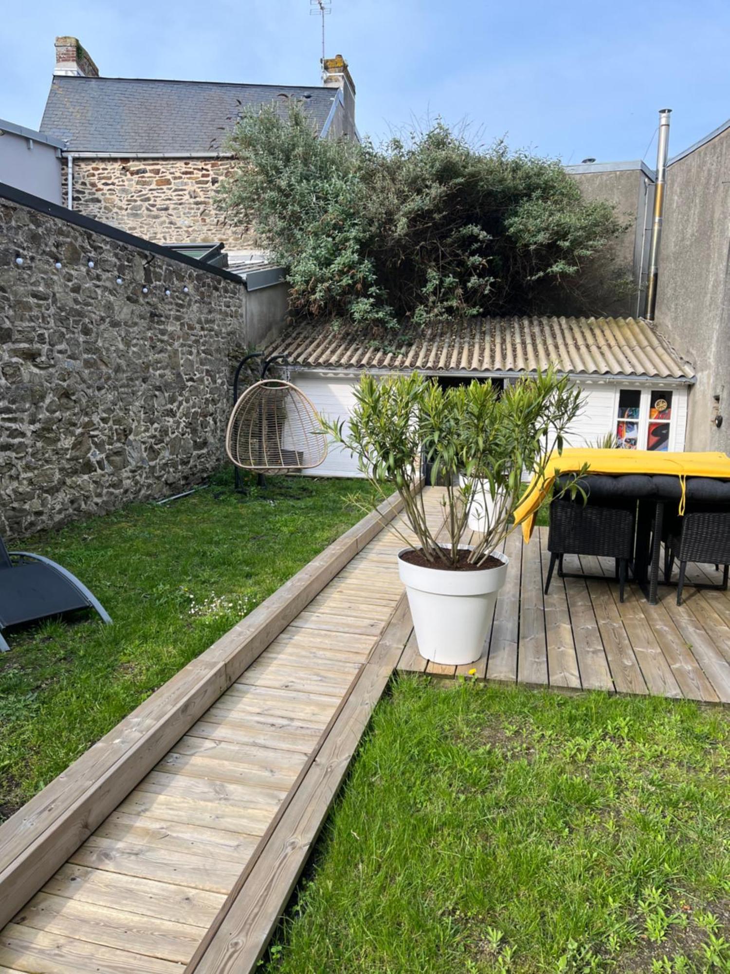 Maison De Ville Avec Jardin Clos Des Matignon Γκρανβίλ Εξωτερικό φωτογραφία